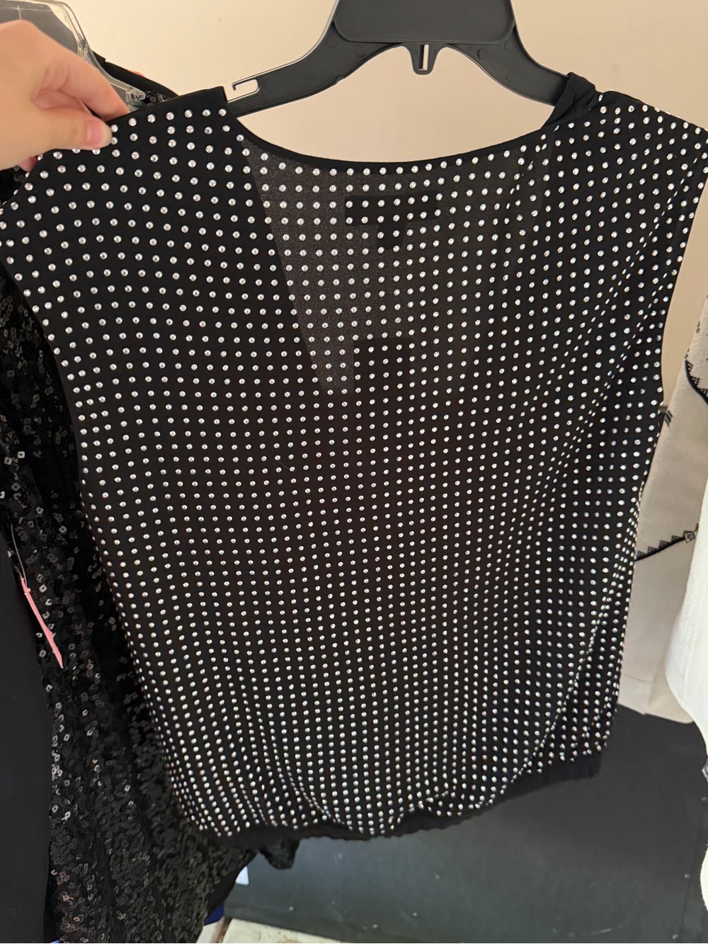Michael Kors Black Sleeveless Studded Wrap Blouse NWT - Picture 2 of 3